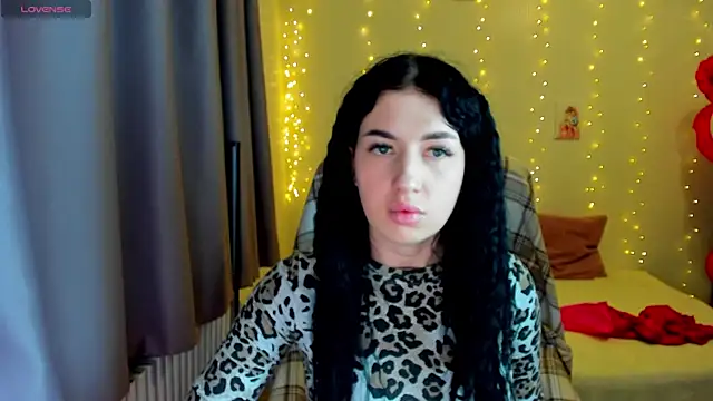 milanasky5 online show from 02/23/26, 07:22