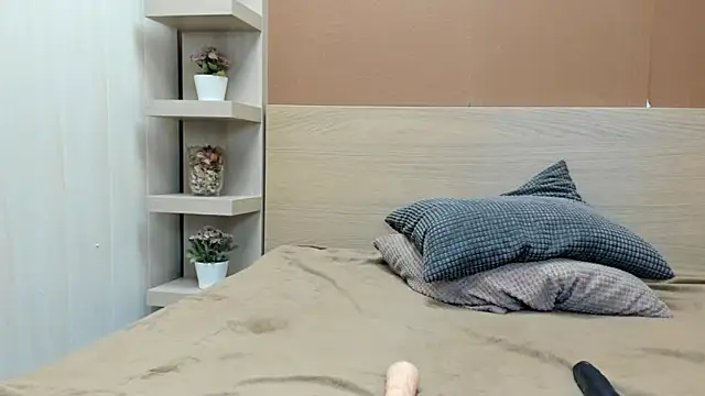 PinkyTwerkyX online show from 05/08/26, 03:56