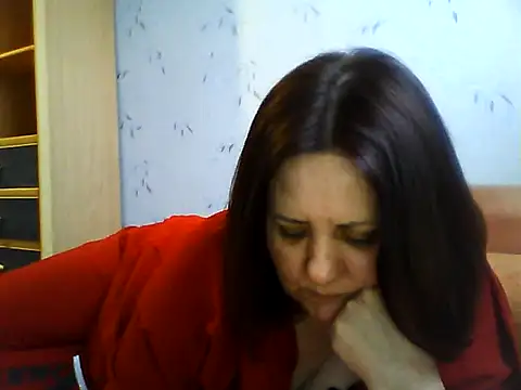 Snapshot of LockyCharm111 chatting on 03/27/26, 04:18 LockyCharm111 online show from 03/27/26, 04:18