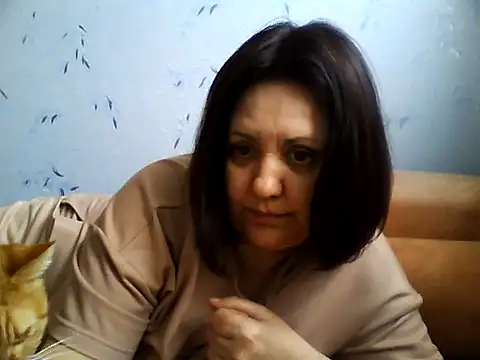 Snapshot of LockyCharm111 chatting on 04/05/26, 05:04 LockyCharm111 online show from 04/05/26, 05:04