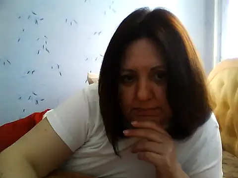 LockyCharm111 online show from 05/07/26, 01:27