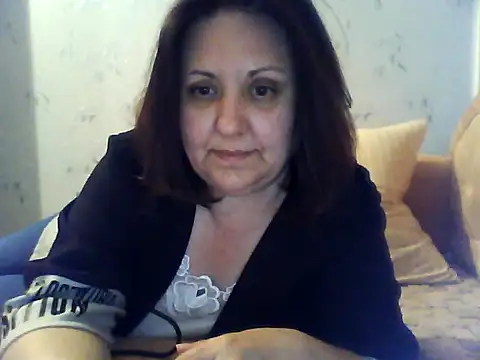LockyCharm111 online show from 05/14/26, 06:58