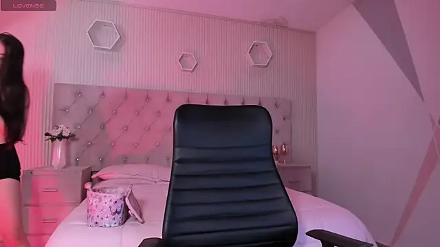 DulcePrince  online show from 03/11/26, 04:02