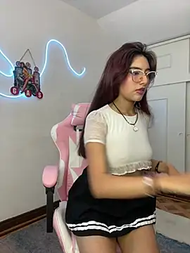 Snapshot of VelariaSoft chatting on 02/11/26, 02:33 VelariaSoft online show from 02/11/26, 02:33