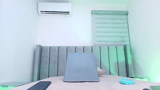 freyhasmith  online show from 02/19/26, 03:02