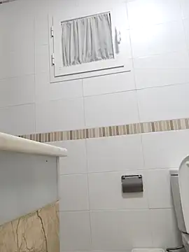 Snapshot of anitamadrid chatting on 02/14/26, 10:50 anitamadrid online show from 02/14/26, 10:50