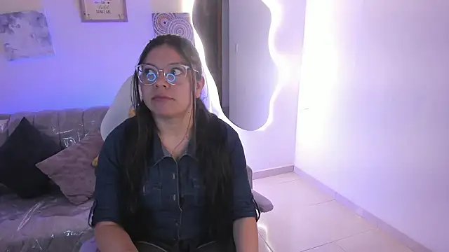 Snapshot of Afrodita_rouss chatting on 02/12/26, 08:37 Afrodita rouss online show from 02/12/26, 08:37