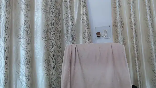 Snapshot of BOLD_Ayesha chatting on 07/23/26, 10:51 BOLD Ayesha online show from 07/23/26, 10:51