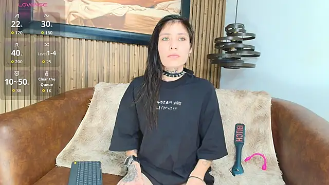 Snapshot of MorganEvans_t chatting on 02/12/26, 07:31 MorganEvans t online show from 02/12/26, 07:31