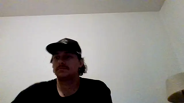 Snapshot of Tallhungandcloudy chatting on 02/17/26, 07:27 Tallhungandcloudy online show from 02/17/26, 07:27