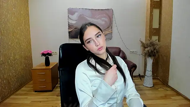 Effy Royse online show from 02/11/26, 06:51