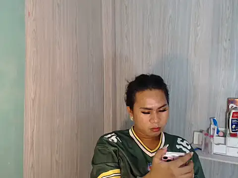 Snapshot of mauie69 chatting on 04/01/26, 03:40 mauie69 online show from 04/01/26, 03:40