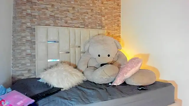 sexy girlts online show from 03/05/26, 11:34