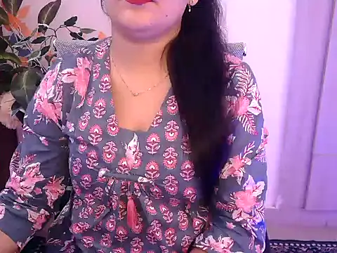 Snapshot of _chitranshi chatting on 03/16/26, 05:55 chitranshi online show from 03/16/26, 05:55