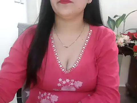 Snapshot of _chitranshi chatting on 07/25/26, 06:11 chitranshi online show from 07/25/26, 06:11