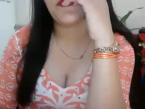 Snapshot of _chitranshi chatting on 07/28/26, 11:17 chitranshi online show from 07/28/26, 11:17