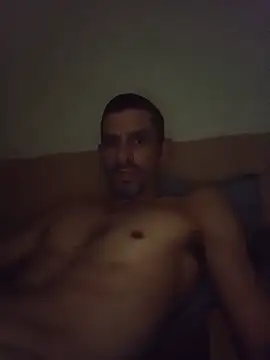 Snapshot of segnini21 chatting on 06/19/26, 03:49 segnini21 online show from 06/19/26, 03:49