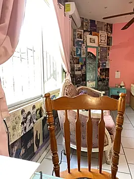 Snapshot of JeanneDuval8888 chatting on 02/14/26, 07:10 JeanneDuval8888 online show from 02/14/26, 07:10