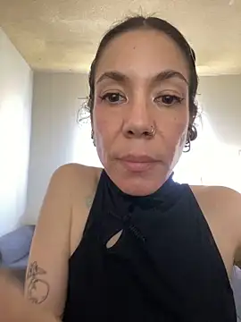 Snapshot of JeanneDuval8888 chatting on 03/12/26, 11:11 JeanneDuval8888 online show from 03/12/26, 11:11