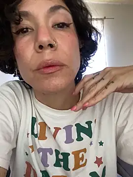 Snapshot of JeanneDuval8888 chatting on 03/13/26, 10:16 JeanneDuval8888 online show from 03/13/26, 10:16