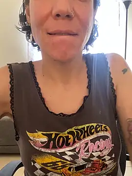 Snapshot of JeanneDuval8888 chatting on 03/30/26, 11:17 JeanneDuval8888 online show from 03/30/26, 11:17