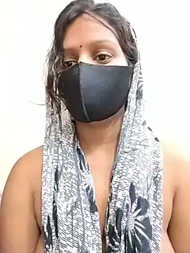 ankita077 online show from 05/05/26, 12:51