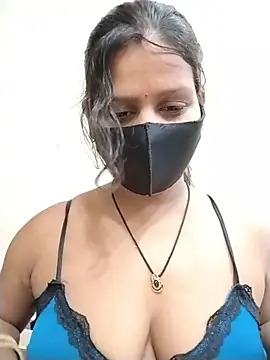ankita077 online show from 05/17/26, 05:20