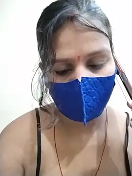 Snapshot of ankita077 chatting on 06/14/26, 04:03 ankita077 online show from 06/14/26, 04:03