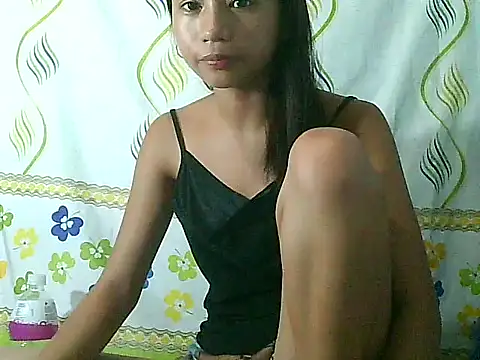 Snapshot of Asianpinay_Skinny1818 chatting on 04/22/26, 09:22 Asianpinay Skinny1818 online show from 04/22/26, 09:22