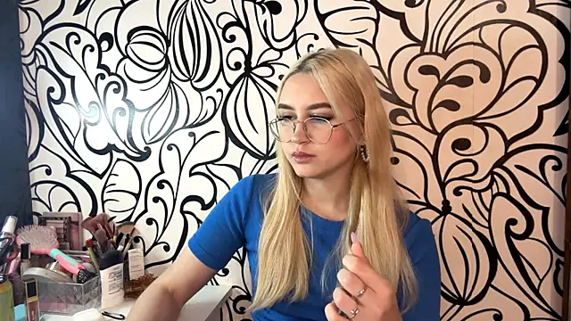 Kat Catherine online show from 02/27/26, 11:32