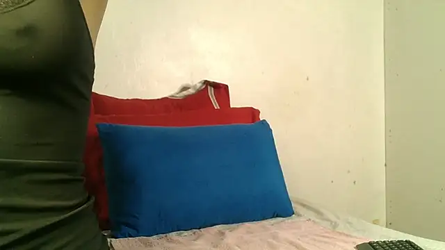 Snapshot of Mabelle_Eveline chatting on 07/06/26, 06:43 Mabelle Eveline online show from 07/06/26, 06:43