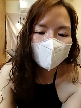 Snapshot of Trang26 chatting on 02/24/26, 02:04 Trang26 online show from 02/24/26, 02:04