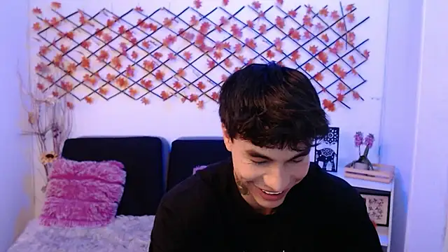 IanWest  online show from 06/10/26, 06:40