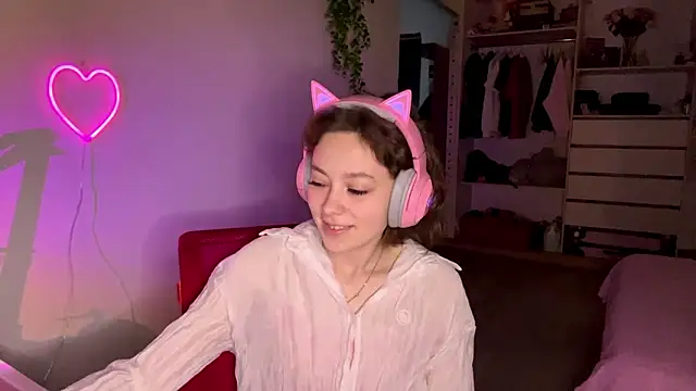 Snapshot of SlunkRear chatting on 02/27/26, 10:10 SlunkRear online show from 02/27/26, 10:10