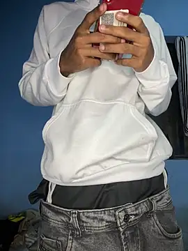 Snapshot of mondacuo3000 chatting on 03/07/26, 09:17 mondacuo3000 online show from 03/07/26, 09:17