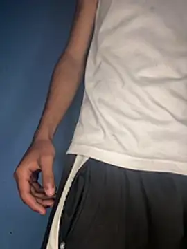 Snapshot of mondacuo3000 chatting on 04/04/26, 02:03 mondacuo3000 online show from 04/04/26, 02:03