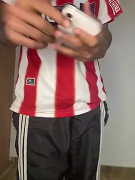 Snapshot of mondacuo3000 chatting on 04/25/26, 03:42 mondacuo3000 online show from 04/25/26, 03:42