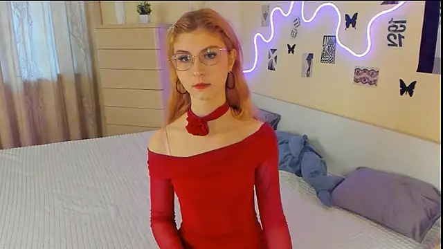 Snapshot of Secret_Touch chatting on 02/24/26, 06:55 Secret Touch online show from 02/24/26, 06:55