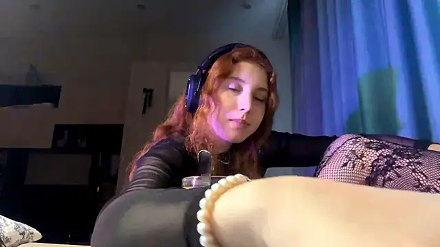 AliceCarrol online show from 02/25/26, 02:16