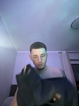 Snapshot of yourboydze chatting on 02/17/26, 08:26 yourboydze online show from 02/17/26, 08:26