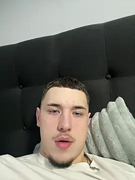 Snapshot of yourboydze chatting on 02/20/26, 08:53 yourboydze online show from 02/20/26, 08:53