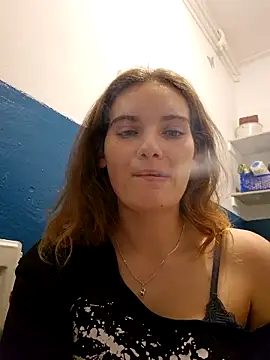 Snapshot of sweetsophie69 chatting on 03/09/26, 06:45 sweetsophie69 online show from 03/09/26, 06:45