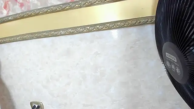 Snapshot of Veronica_hottie chatting on 03/02/26, 02:46 Veronica hottie online show from 03/02/26, 02:46