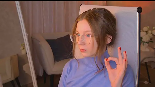 ElliFrankenweenie online show from 02/16/26, 08:43