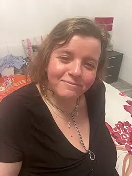 Snapshot of Laura-Loveyou chatting on 02/16/26, 03:08 Laura-Loveyou online show from 02/16/26, 03:08