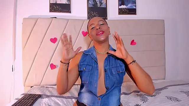 Snapshot of samaraa_smith1 chatting on 02/21/26, 12:06 samaraa smith1 online show from 02/21/26, 12:06