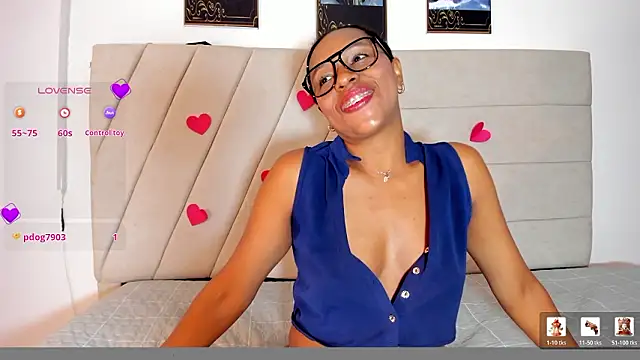 Snapshot of samaraa_smith1 chatting on 02/24/26, 12:14 samaraa smith1 online show from 02/24/26, 12:14