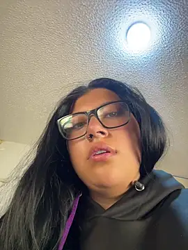 Lismar fire online show from 04/17/26, 11:13