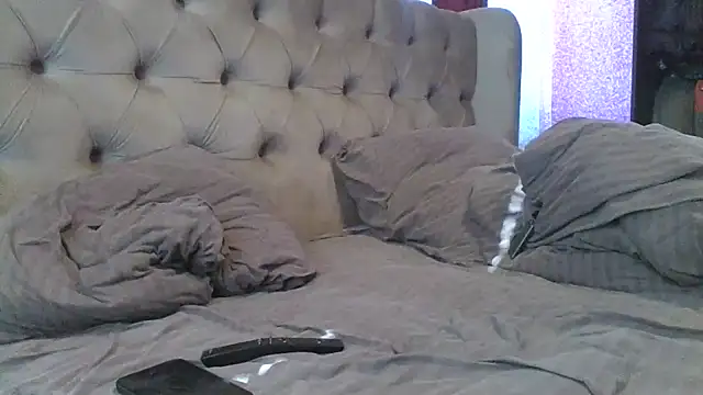 Shailadiess online show from 04/29/26, 04:49
