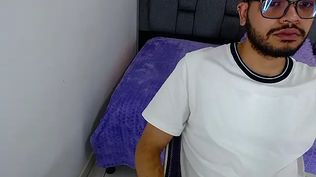 Snapshot of J_black_ chatting on 02/19/26, 09:00 J black online show from 02/19/26, 09:00